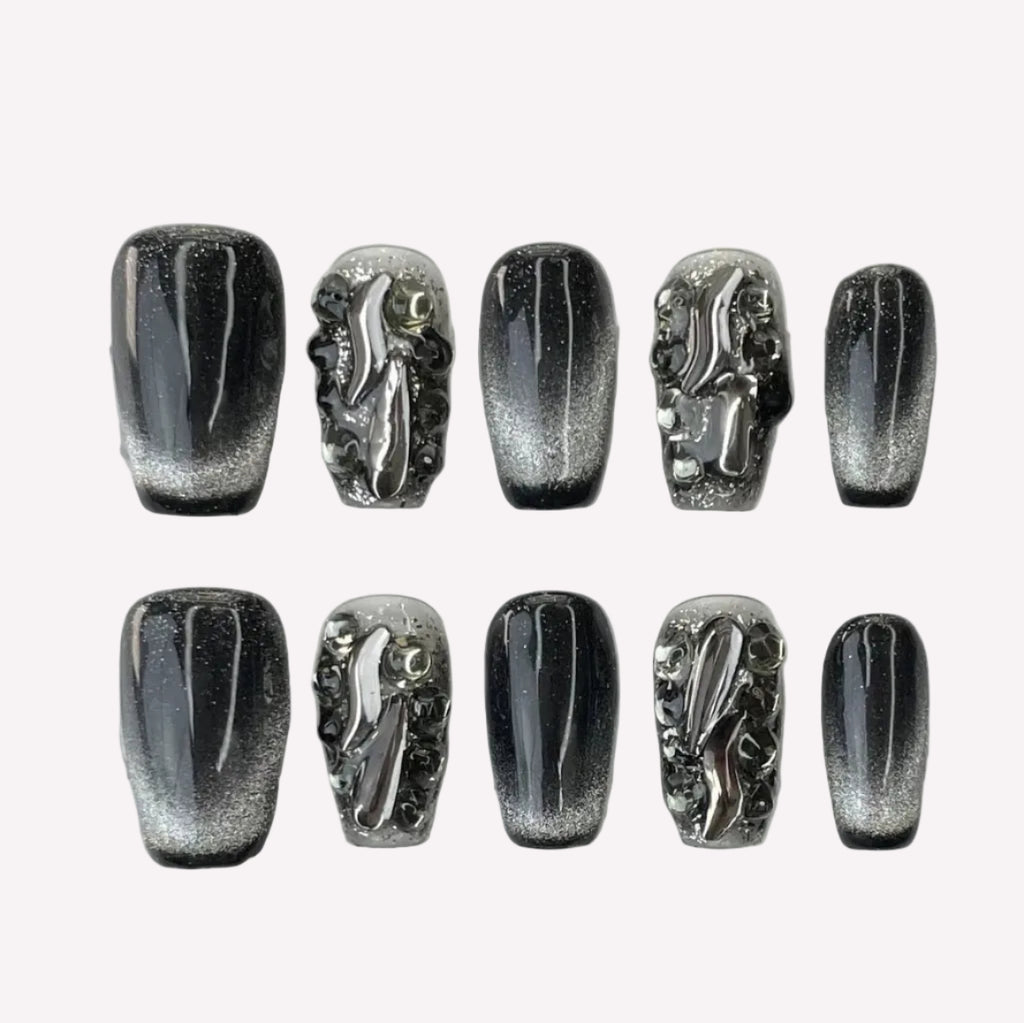 Noir Chrome