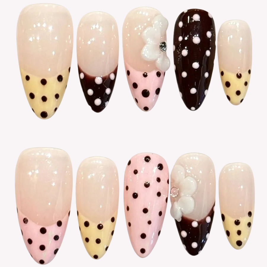 Kick & Dot