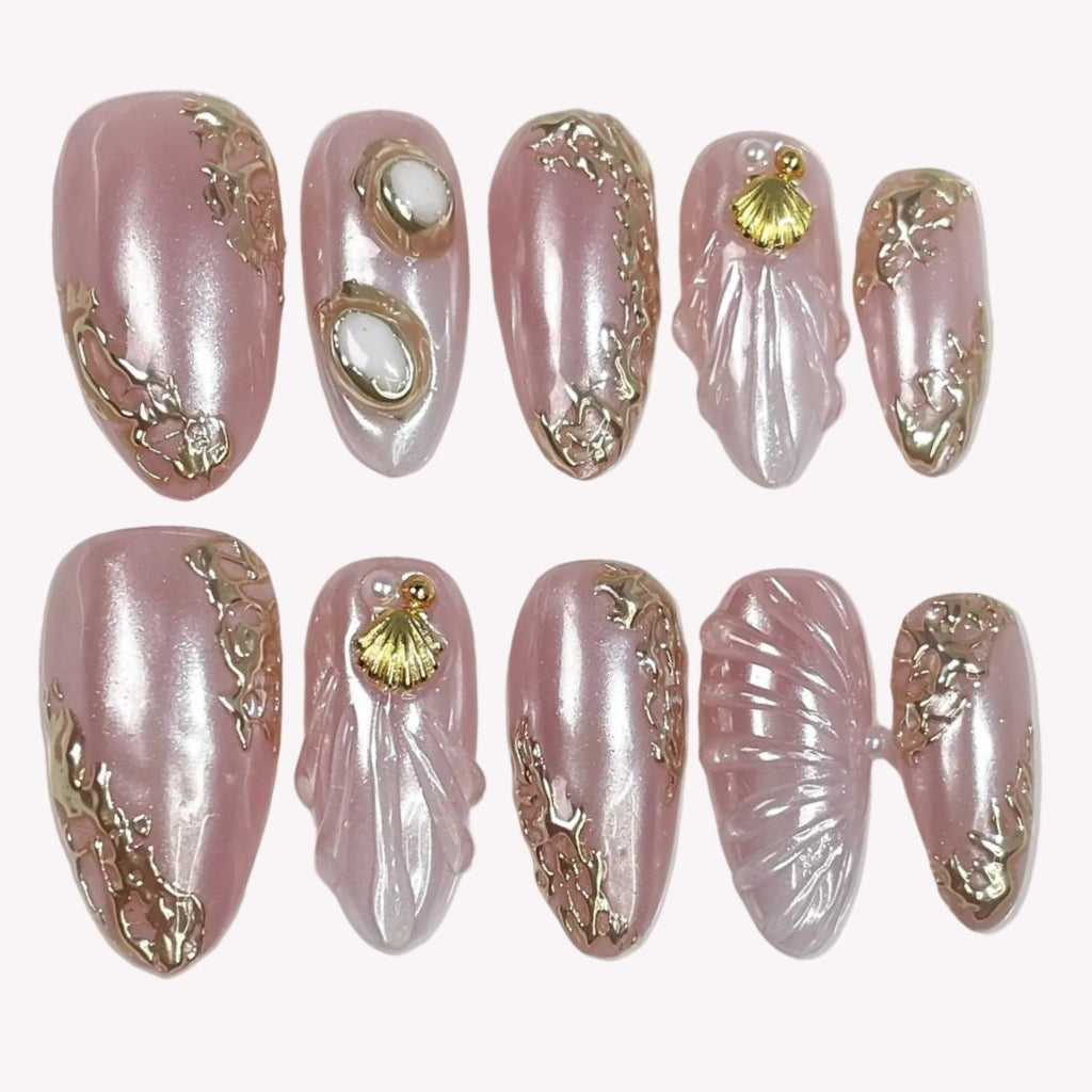 Pearl Seashell