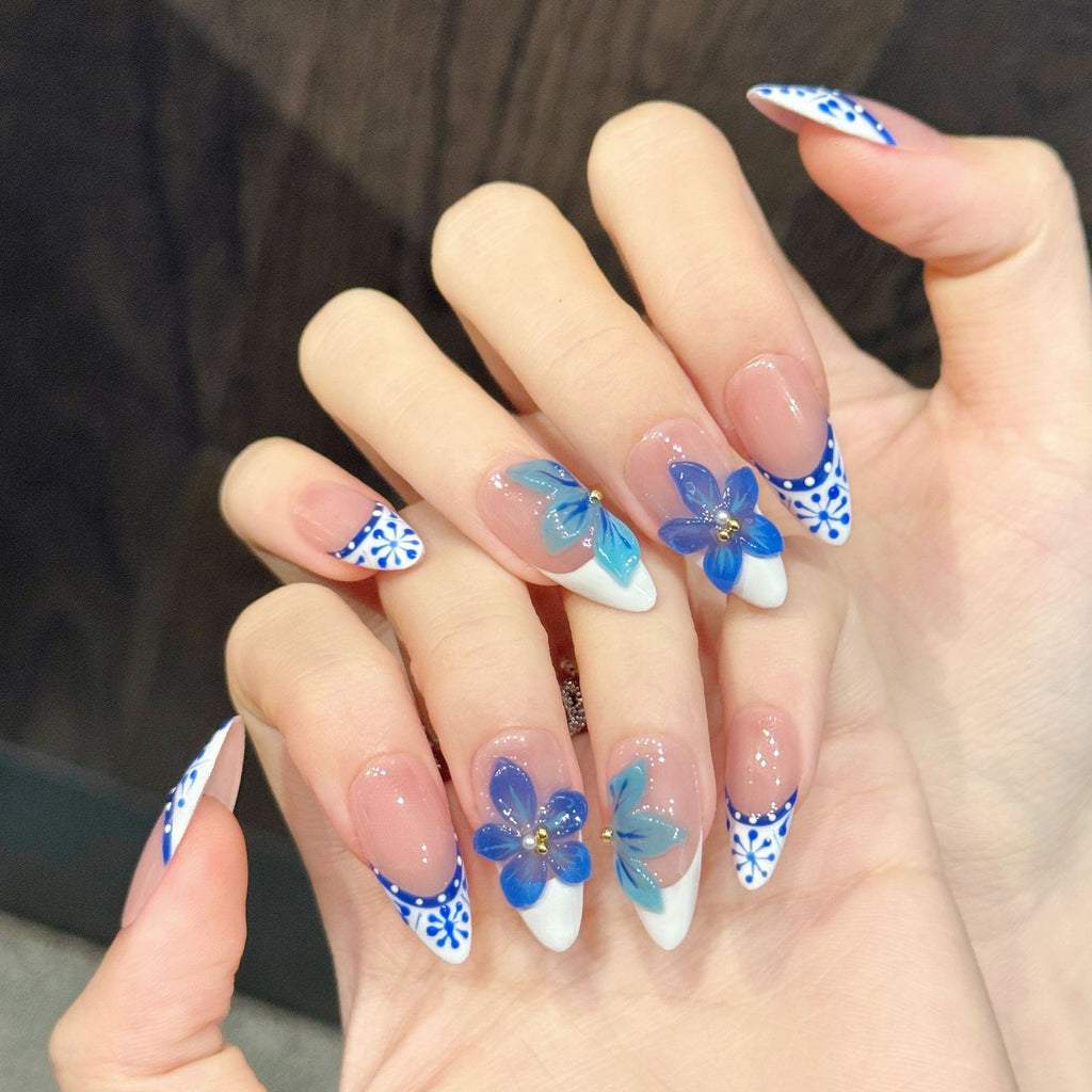 Chinoiserie Blossom