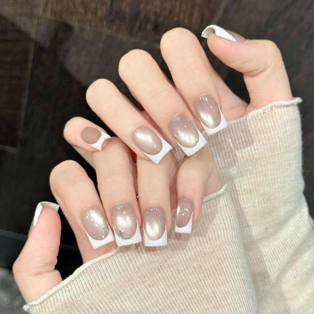Nova Dust